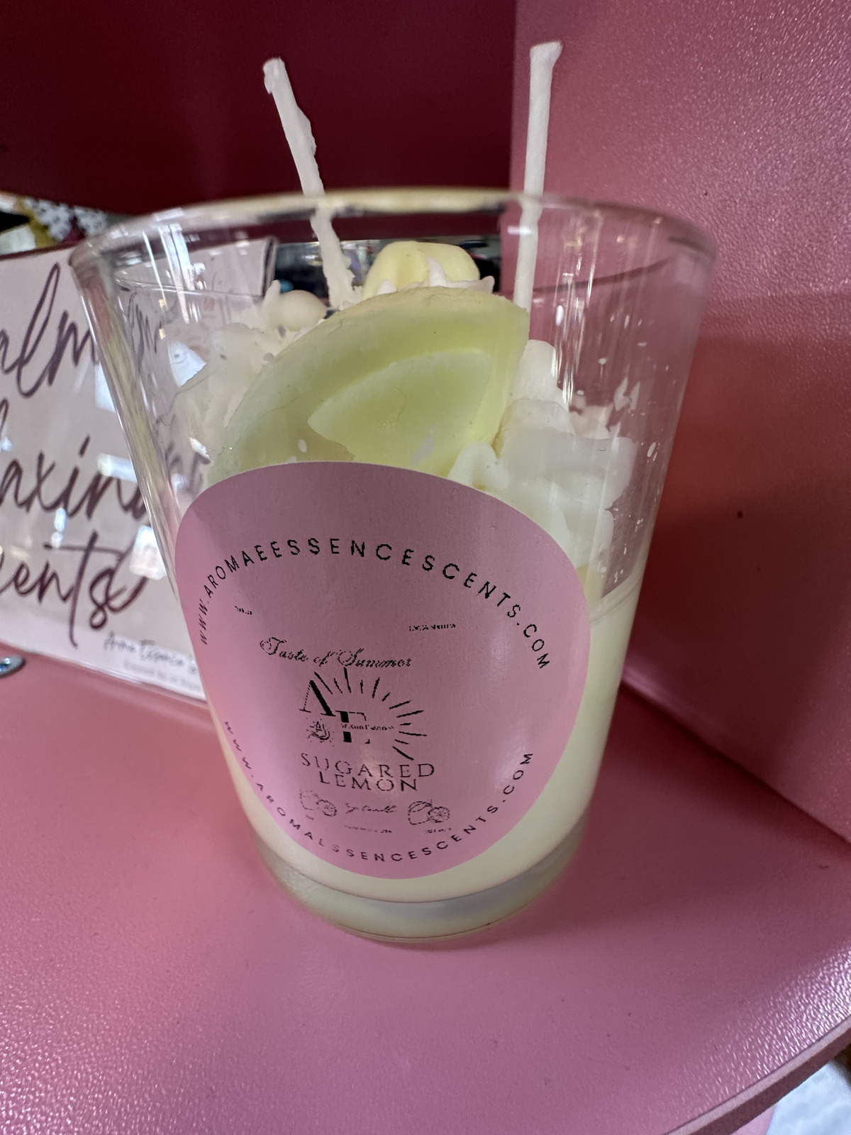 Aroma Essence candle with layered wax detail