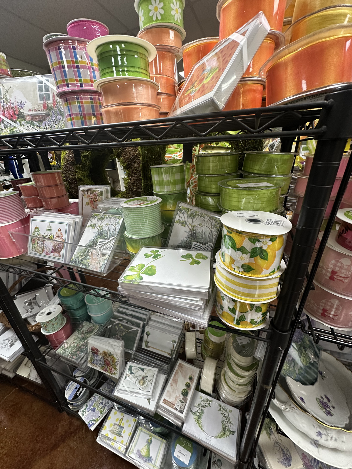 Candles and decor in the Maria Prather Designs booth